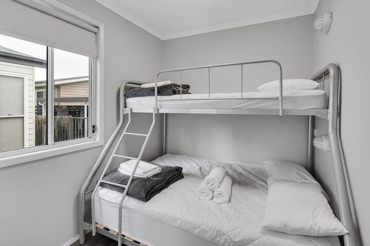 Room 16 of 78