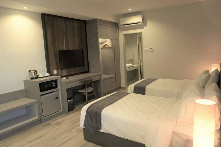 Room 22 of 52