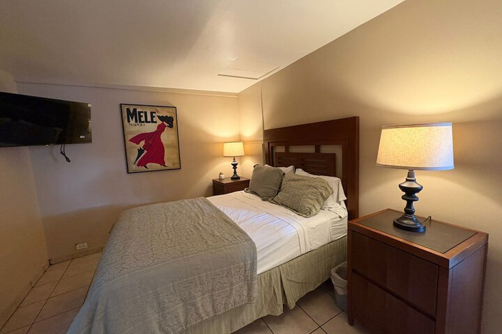 Room 8 of 44