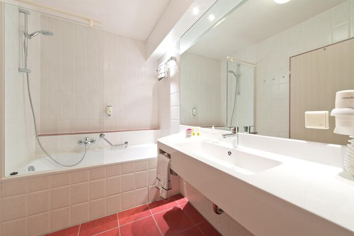 Clean Restrooms