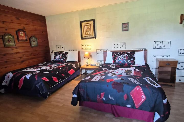 Room 13 of 41