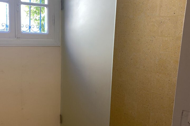 Room 102 of 124