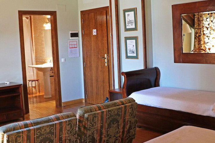 Room 13 of 39
