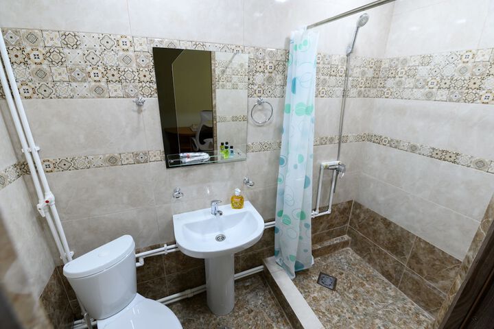 Room 14 of 27