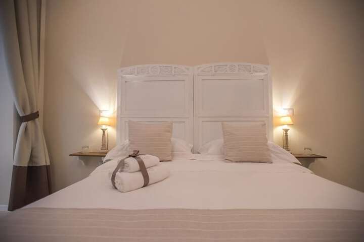 Room 12 of 40