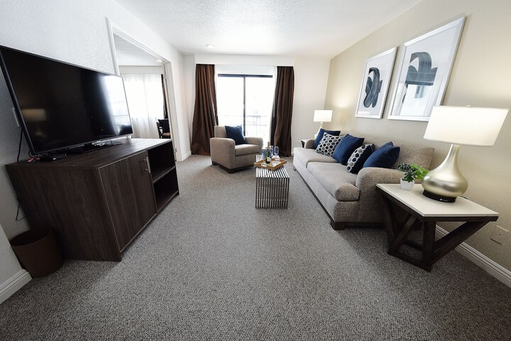 Room 15 of 113