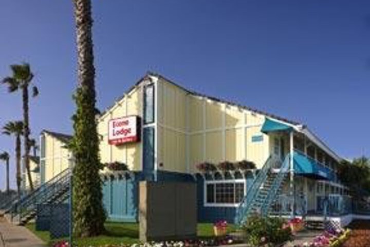 Econo Lodge Inn & Suites Fairfield