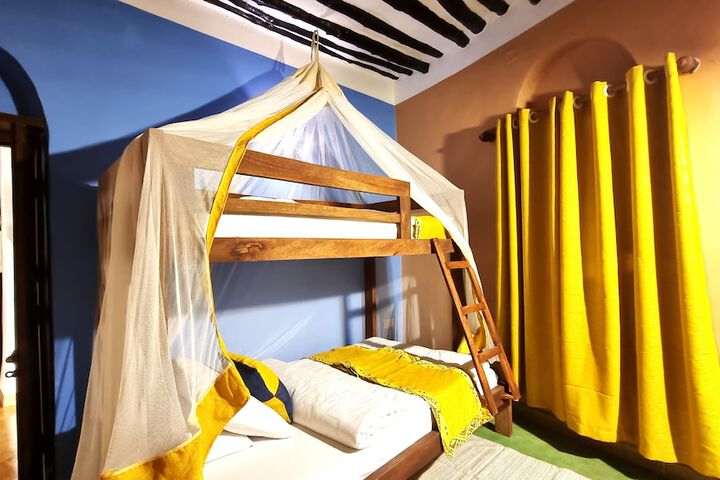 Room 8 of 53