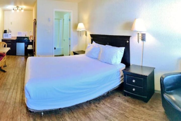Room 19 of 29