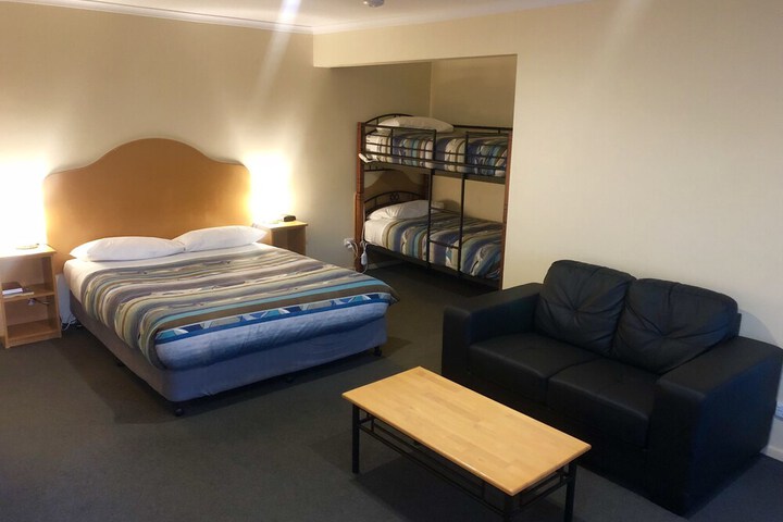 Room 11 of 45