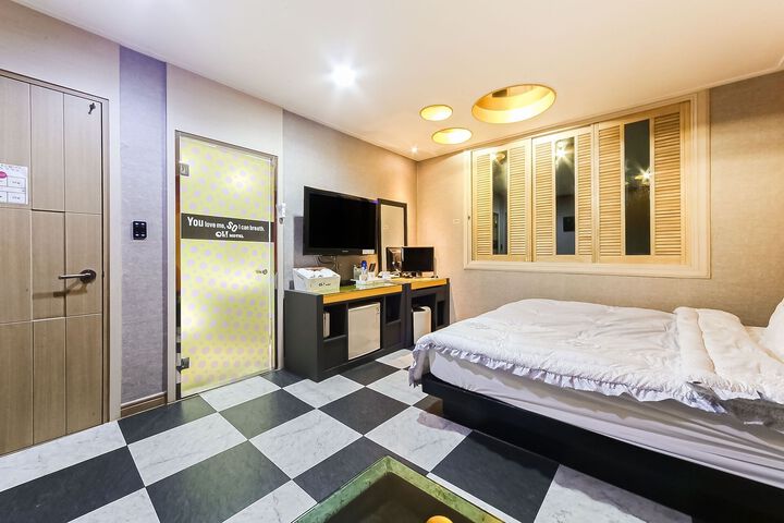 Room 117 of 156