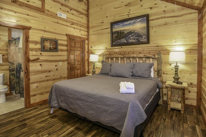 Room 2 of 42