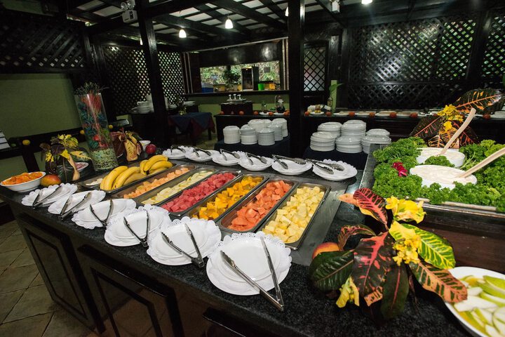 Dining 70 of 100