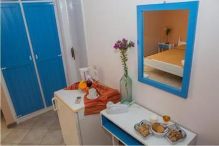 Room 44 of 64