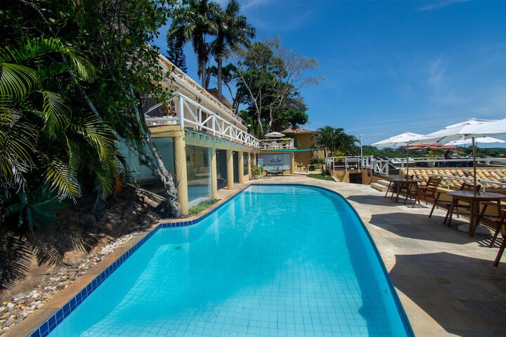 Pool 49 of 125