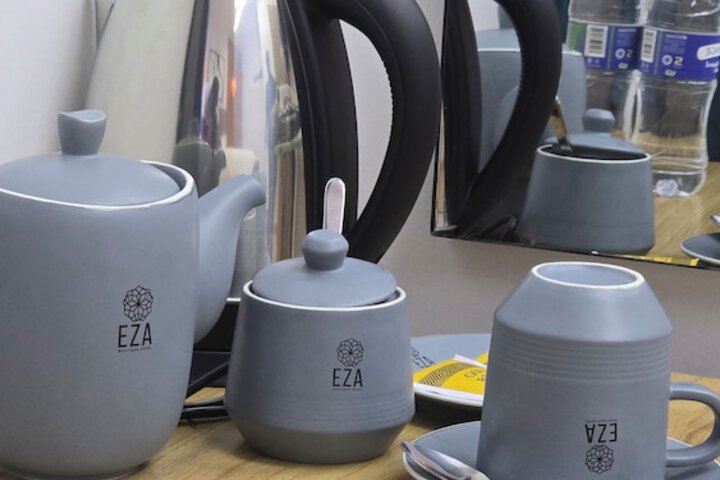Room 30 of 61