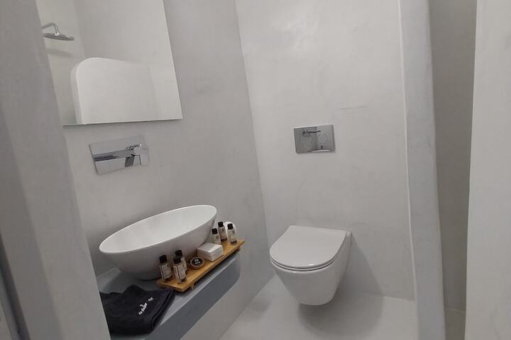 Room 57 of 75