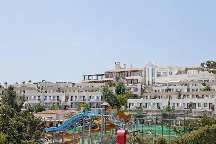 Hotel 102 of 110