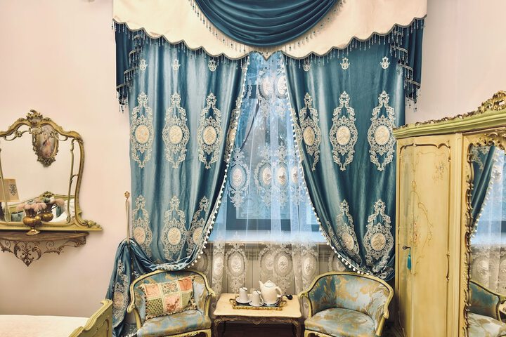 Room 12 of 52