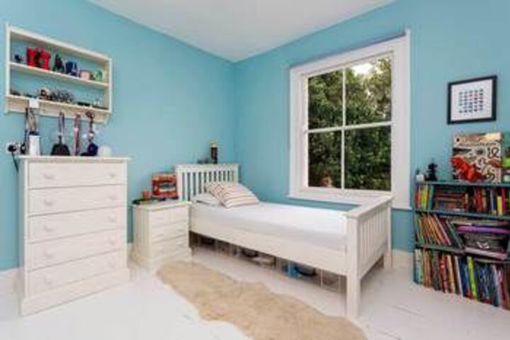 Room 8 of 20