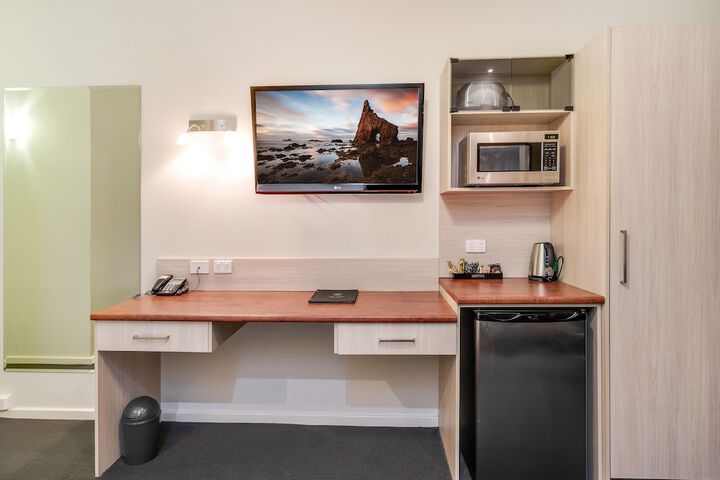 Room 12 of 46