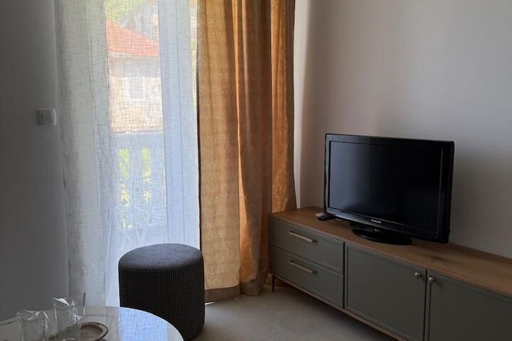 Room 55 of 74