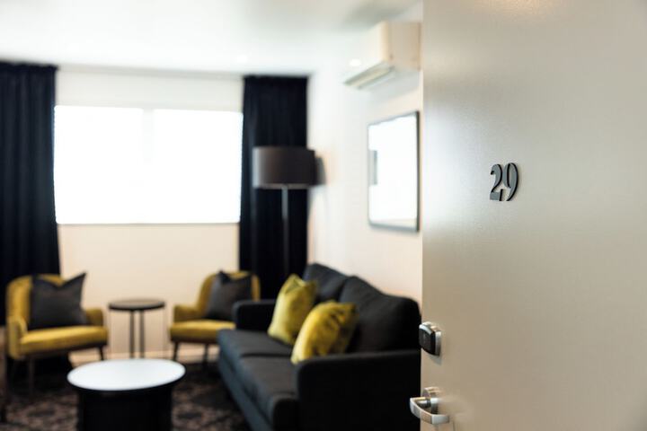 Room 37 of 67