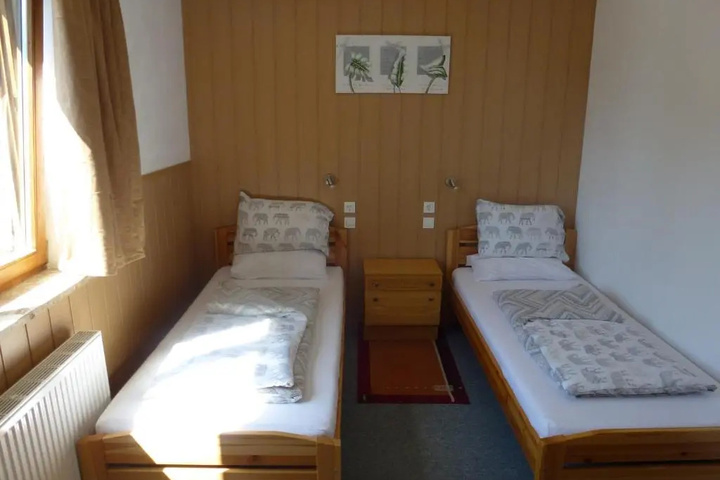 Room 2 of 12