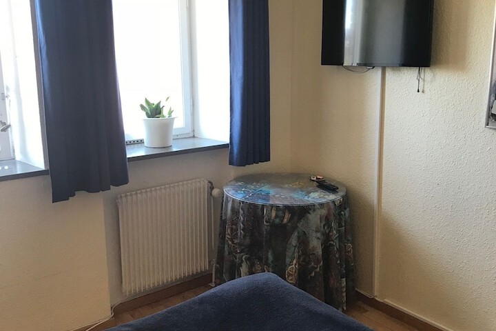 Room 11 of 56
