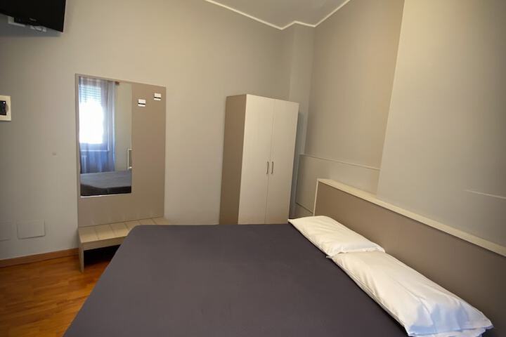 Room 15 of 35