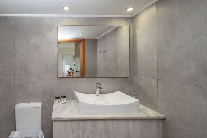 Bathroom Interior Photo