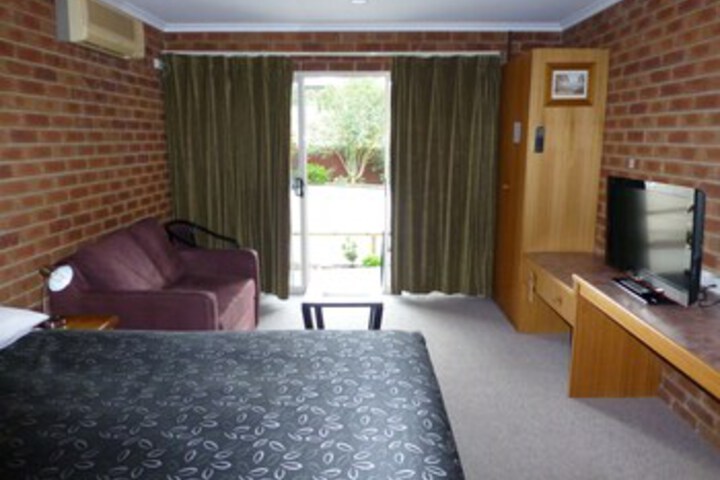 Room 19 of 63