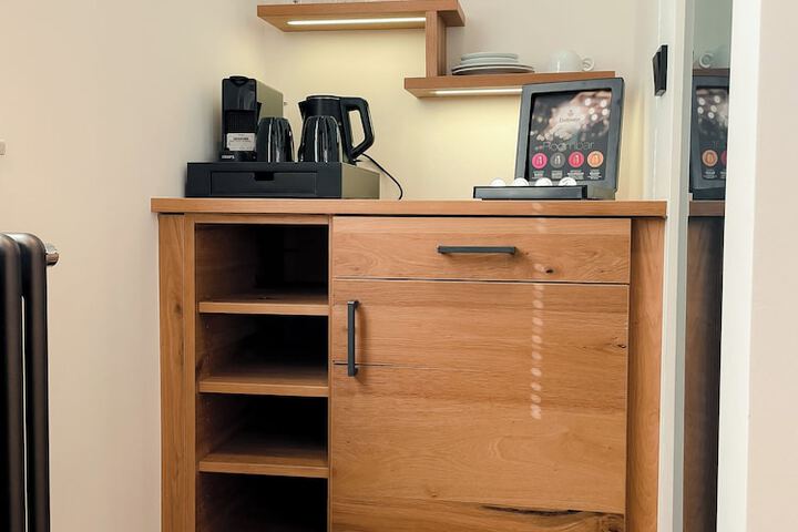 Room 30 of 153