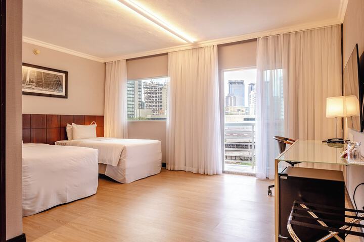Room 91 of 240