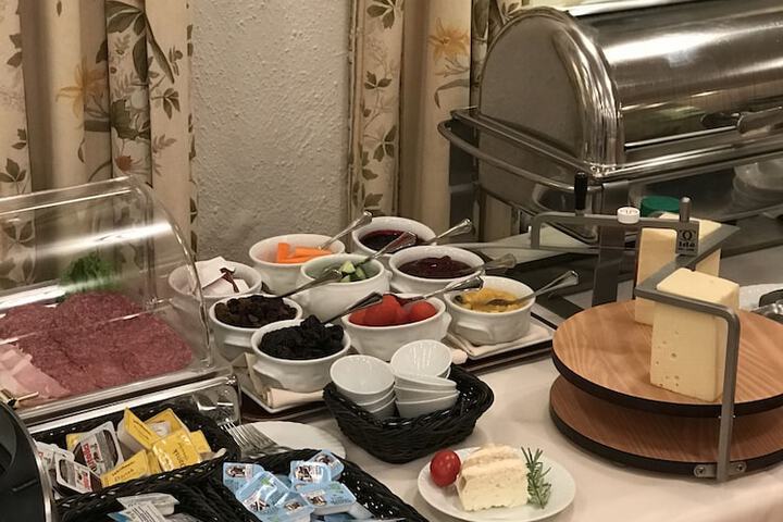 Dining 120 of 151