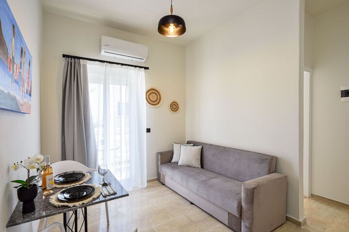 Room 14 of 53