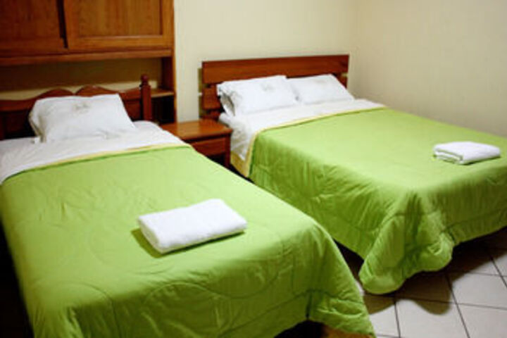 Room 9 of 22
