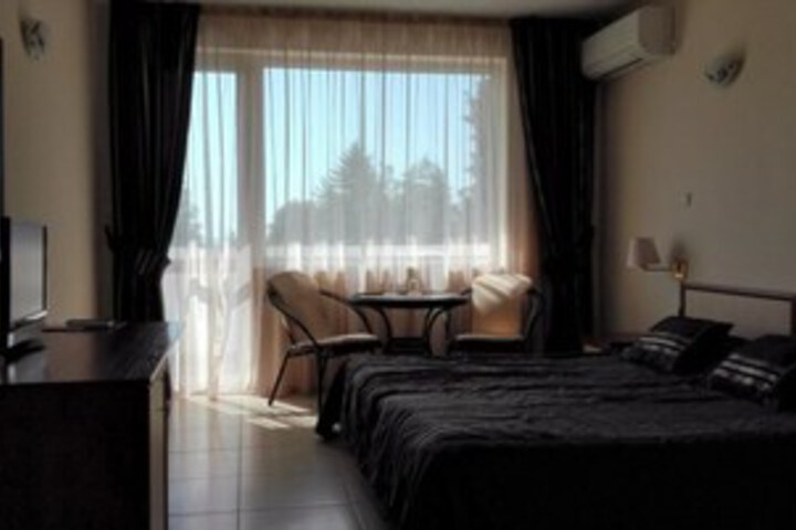 Room 25 of 34