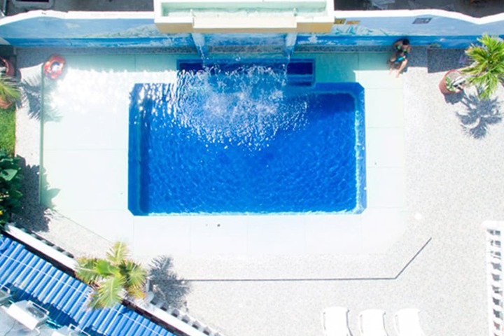 Hotel with Pool