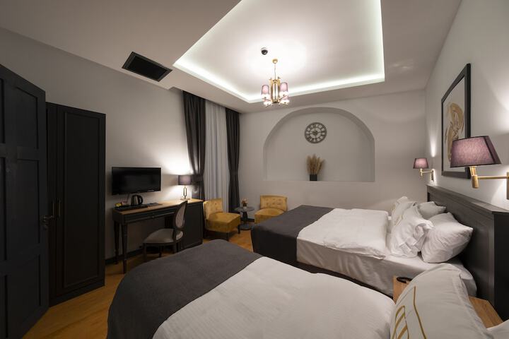 Room 56 of 134
