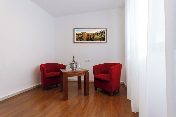 Room 30 of 111
