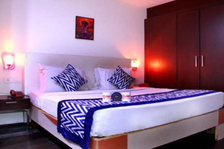 OYO Premium Paradise Secunderabad