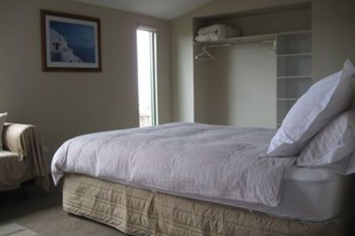 Room 12 of 24