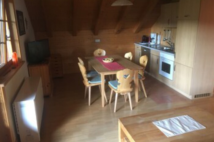 Room 11 of 18