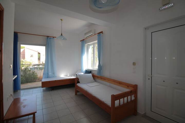 Room 21 of 71