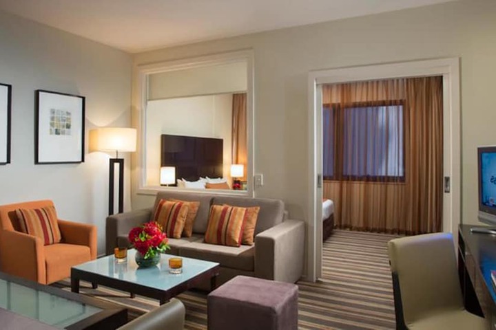 Room 2 of 28