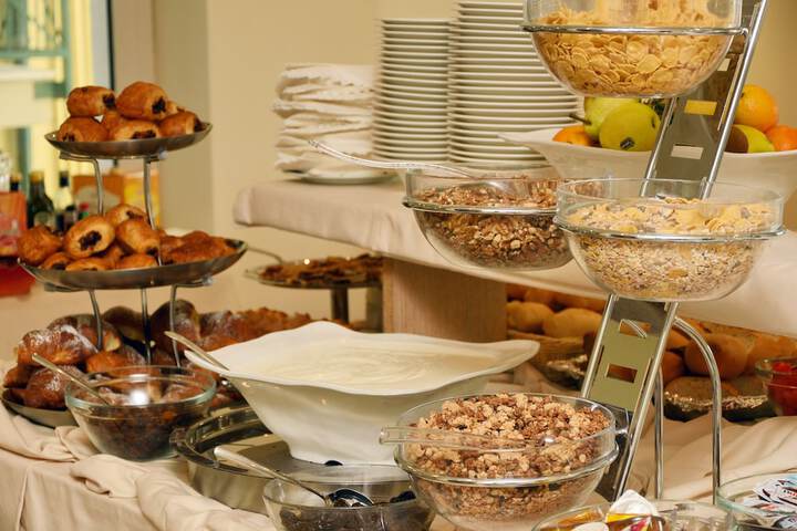 Breakfast/Coffee Service 21 of 32