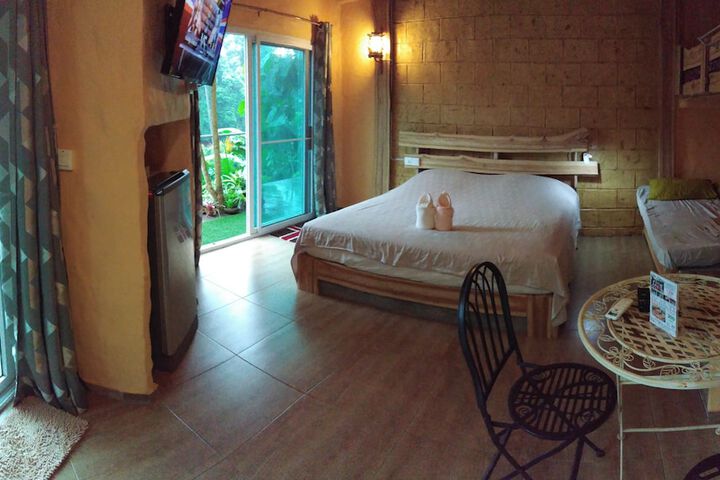 Room 18 of 60