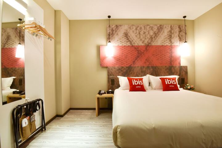 Room 8 of 24