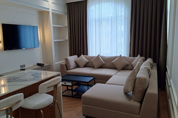 Room 35 of 75